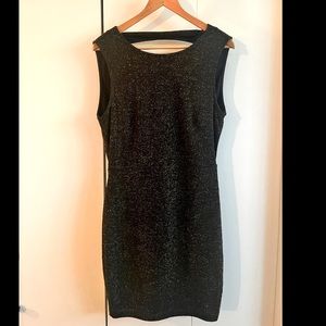 Black with gold flecks, size Large